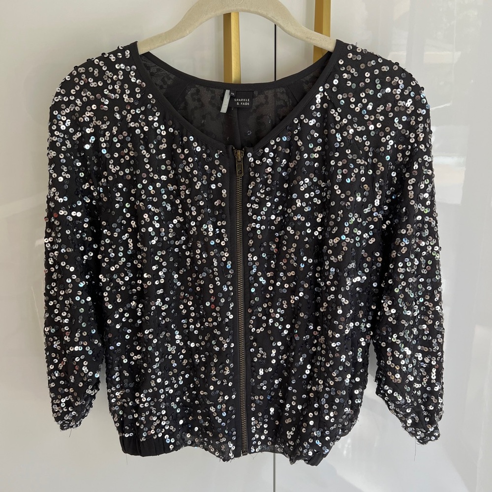 Sparkle & Fade Sequin Top
